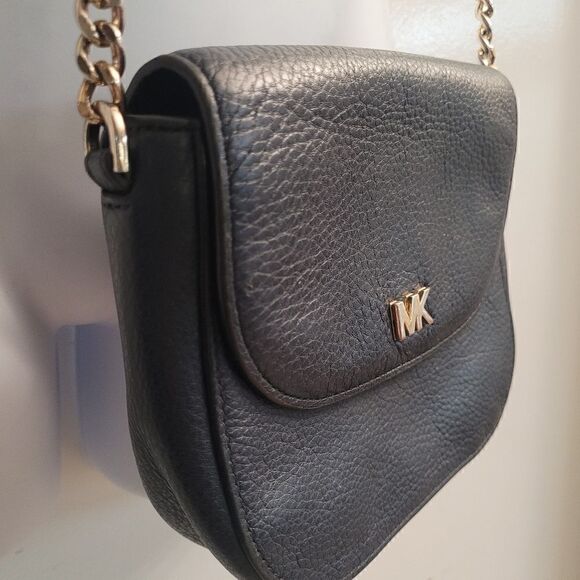 Michael kors midnight blue crossbody with gold chain - Picture 5 of 9